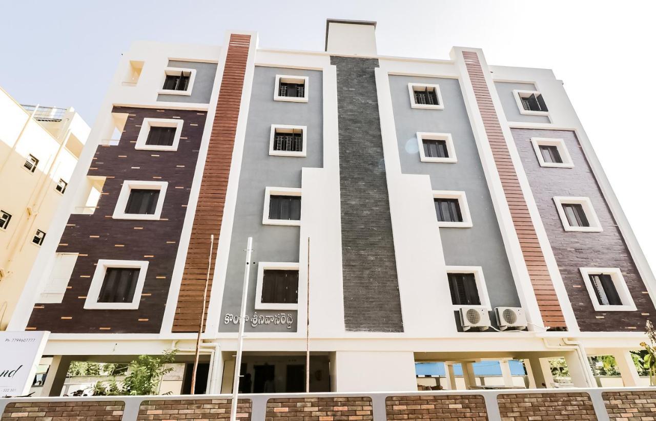 Oyo Victory Grand Hotel Tadepalle Ngoại thất bức ảnh